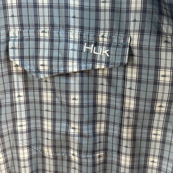 Huk Short Sleeve Plaid Button Down Shirt, XXL - Picture 4 of 7